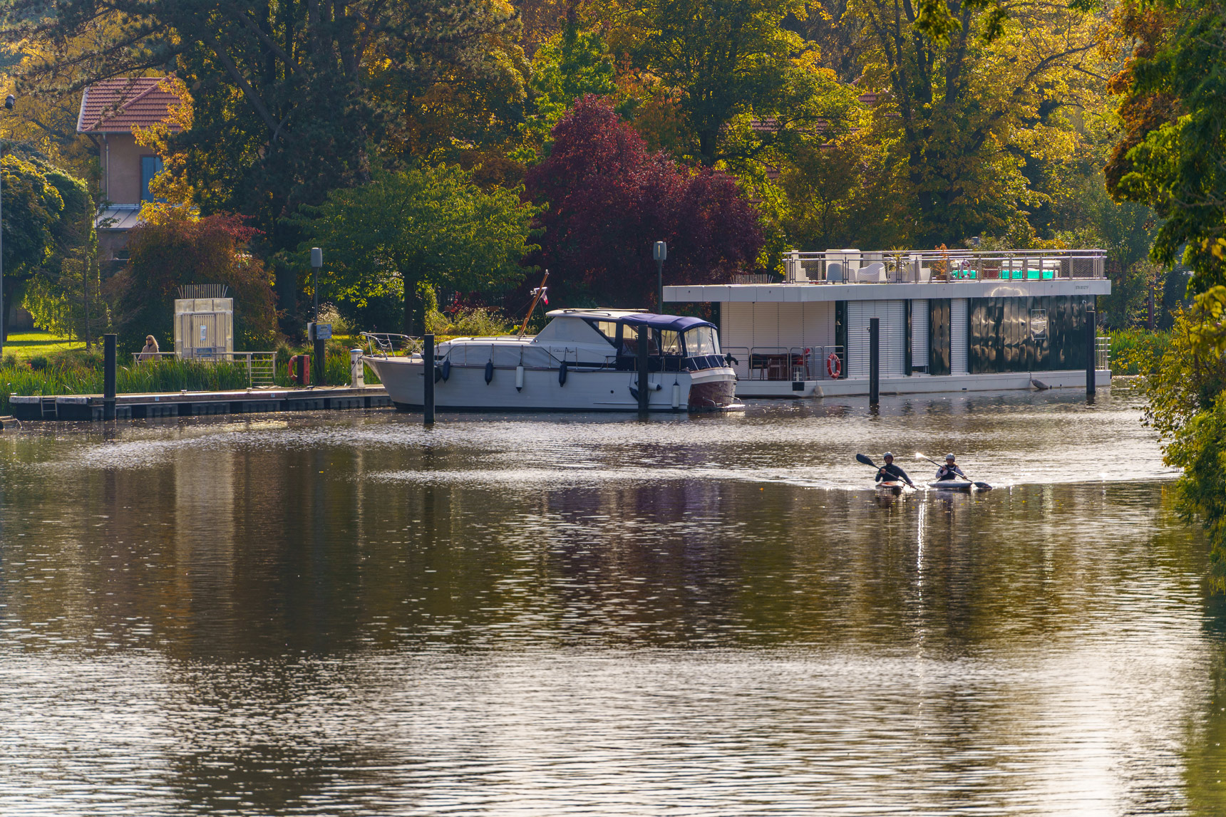 Kayaks au plan d'eau